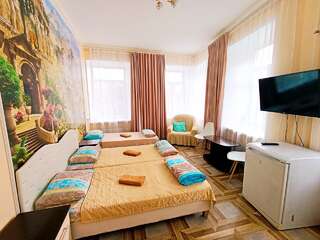 Гостиница GooDHoliday Санкт-Петербург Семейный люкс-3