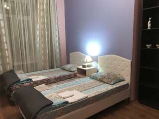 Гостиница Hostel GoodHoliday Санкт-Петербург Комната эконом №2-1