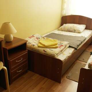 Гостиница Hostel GoodHoliday Санкт-Петербург Комната эконом №5-2