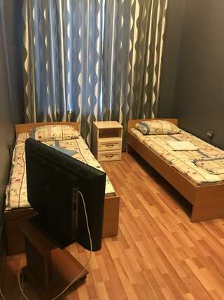 Гостиница Hostel GoodHoliday Санкт-Петербург Комната эконом №7-3