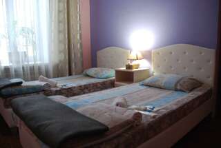Гостиница Hostel GoodHoliday Санкт-Петербург Комната эконом №2-3