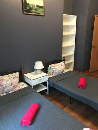 Гостиница Hostel GoodHoliday Санкт-Петербург Комната эконом №2-5