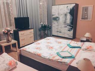 Гостиница Hostel GoodHoliday Санкт-Петербург Комната эконом №6-1